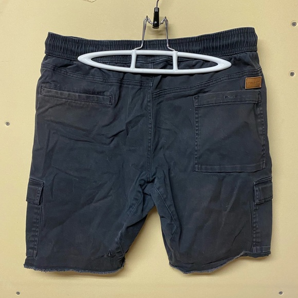 2/$20❤️- SHORTS | Men’s Volcom shorts size large - Picture 5 of 6